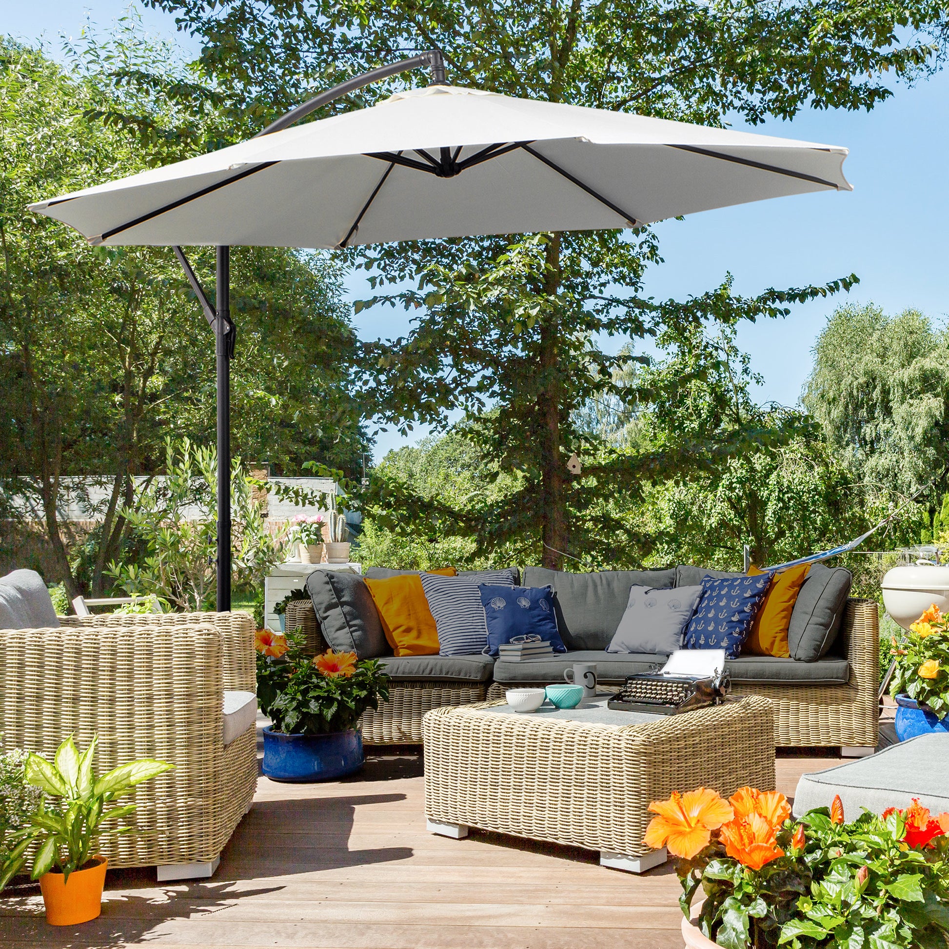 Outsunny Parasol Excéntrico Ø300 Cm Inclinable Con Manivela Para Jardín Crema_1