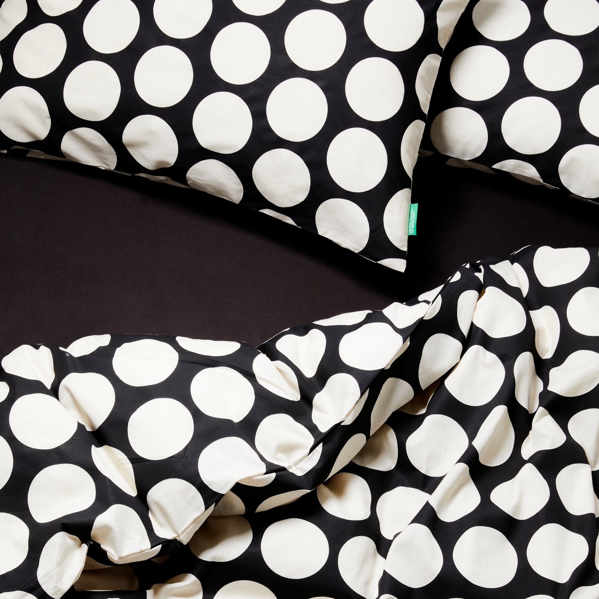 Set 4pzs Funda Nordica King: Funda Nordica (260x240cm W/ 30cm Dobladillo) + Sabana Bajera (200x200 W/ 30cm Solapa) + 2 Almohada (50x50cm) 100% Algodo