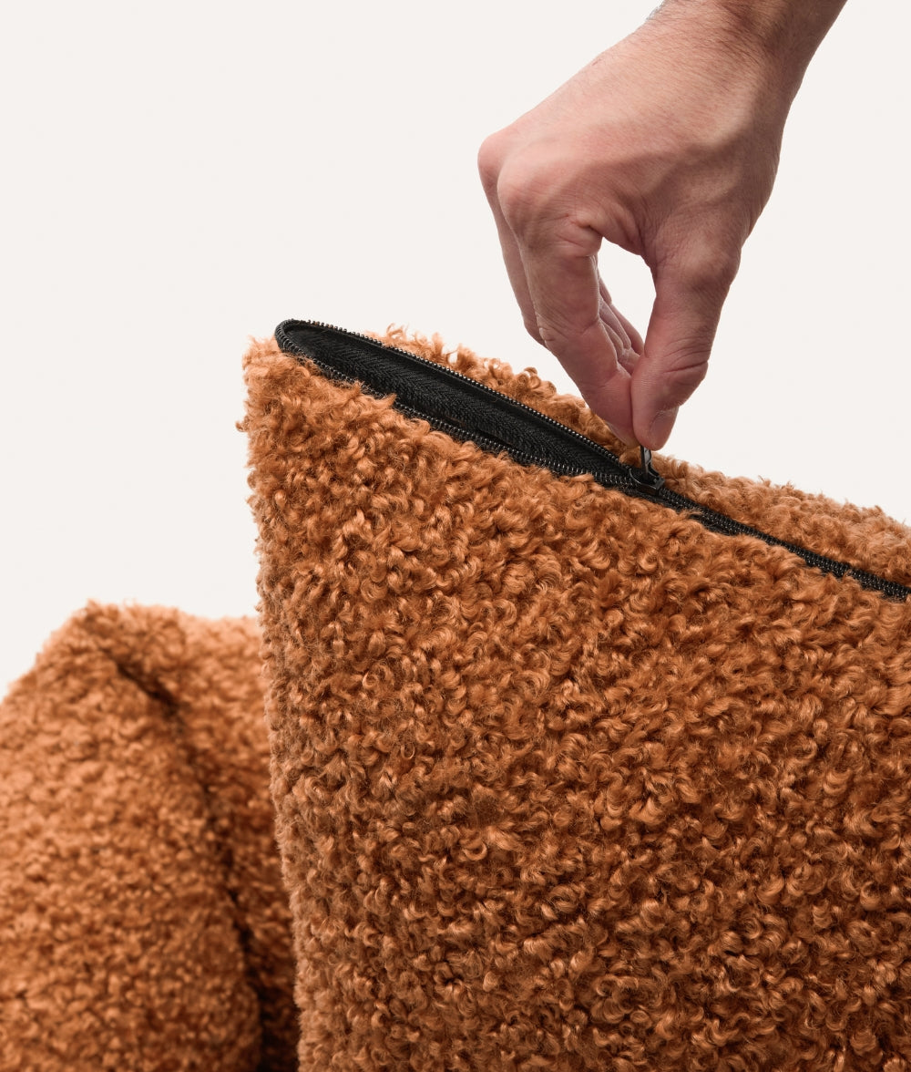 Cafide Cama De Material Reciclado Para Perro Con Tejido Estilo Borreguito Mostaza. Modelo Snozy._1