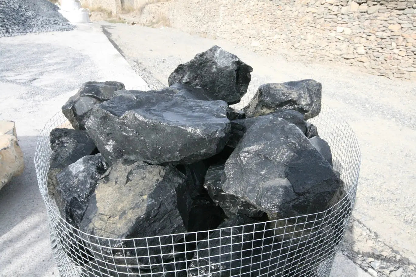 Roca Negra Igea / Big Bag 1.000 Kg. / 150-300 Mm._0
