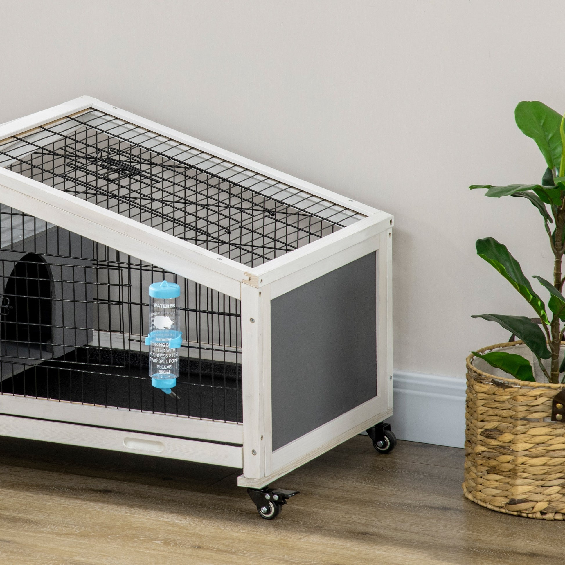 Pawhut Conejera De Madera Con Ruedas 90x53x55 Cm Con Bandeja Extraíble Y Botella_4