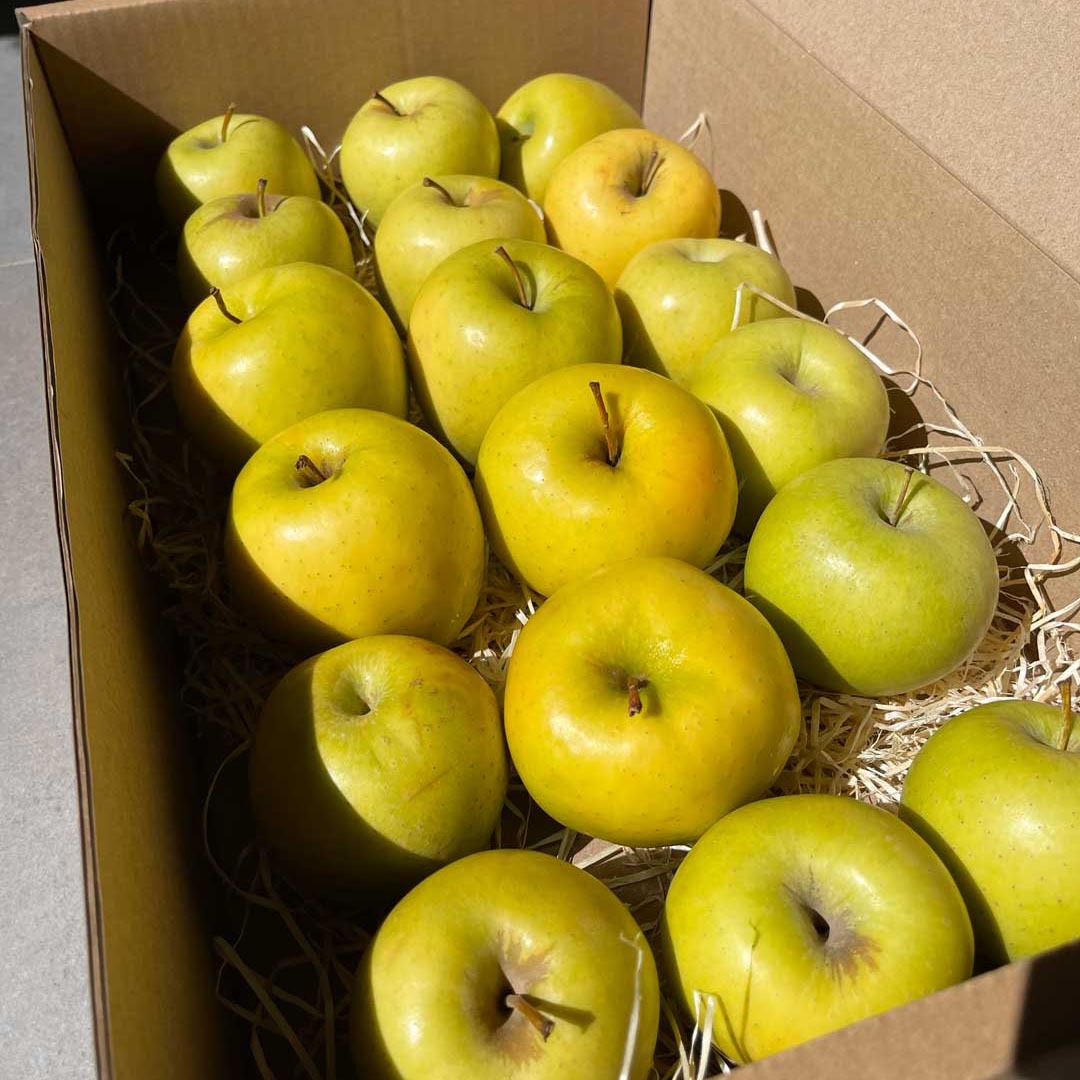 Caja Manzanas Amarillas Golden 4,5 Kg_1