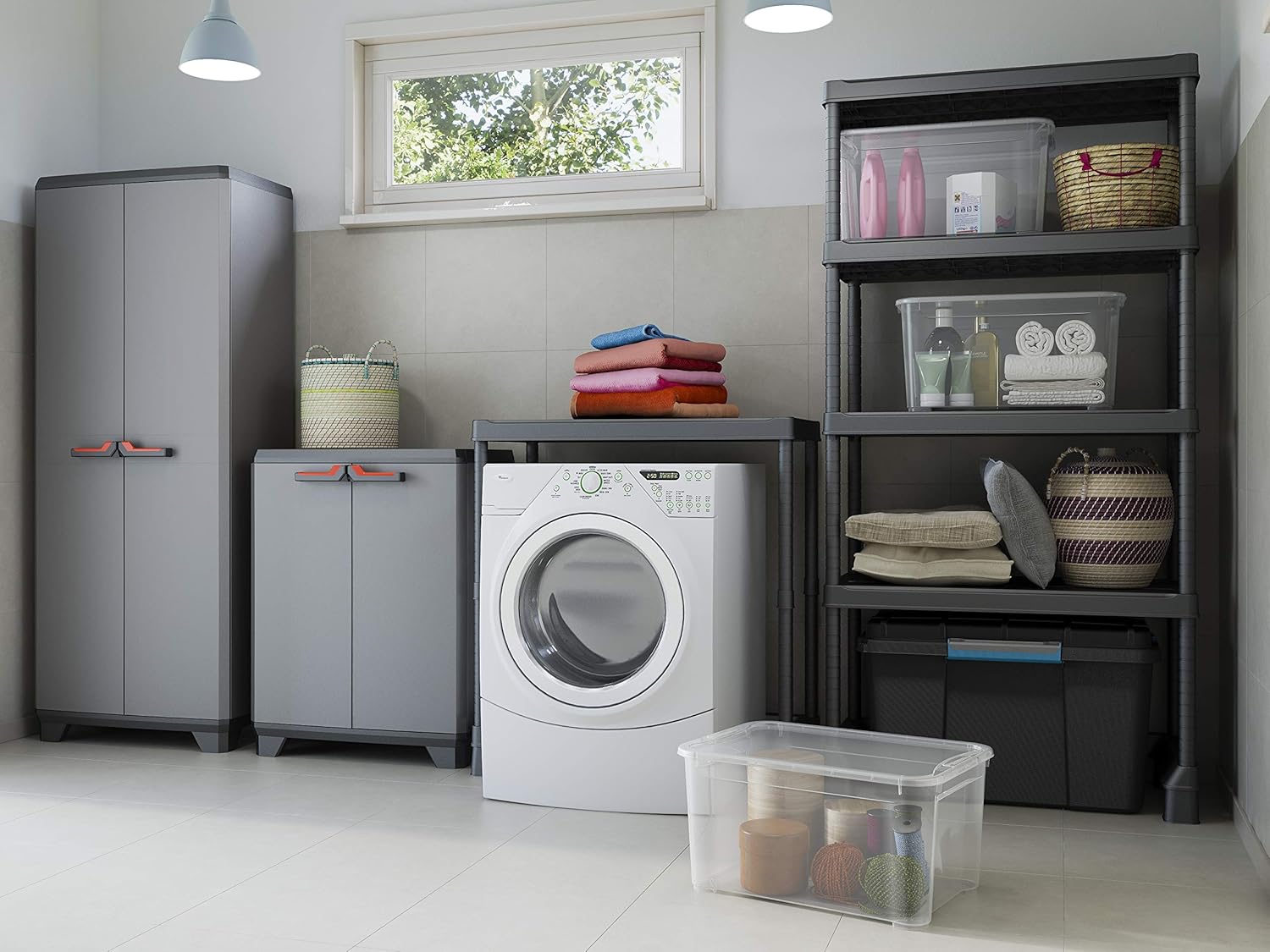 Keter Armario Stilo Alto, Resina, 2 Puertas, 3 Baldas, 173x68x39 Cm.