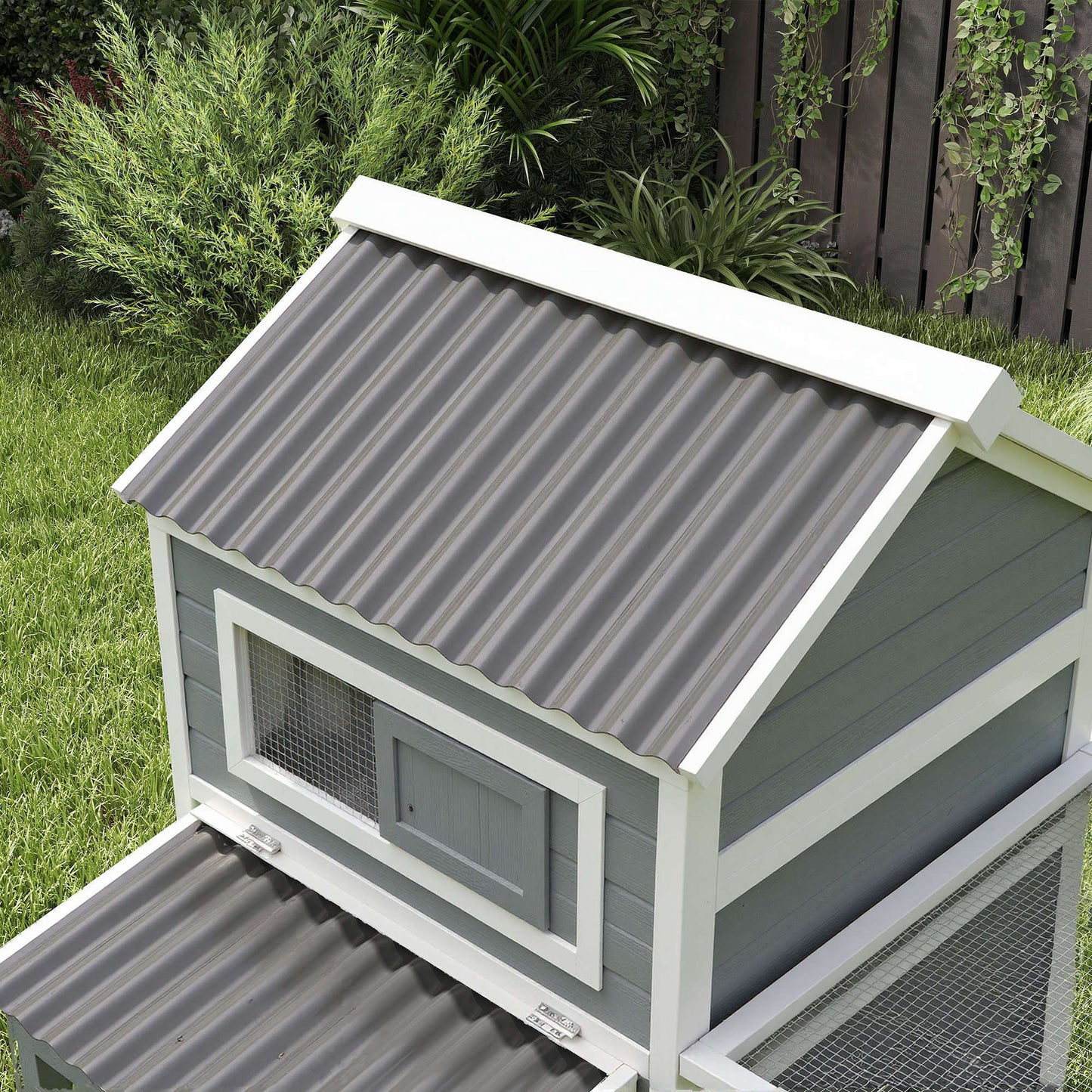 Pawhut Gallinero Para Exterior Con Columpio Perchas 315,5x150,5x140,5 Cm Gris_3