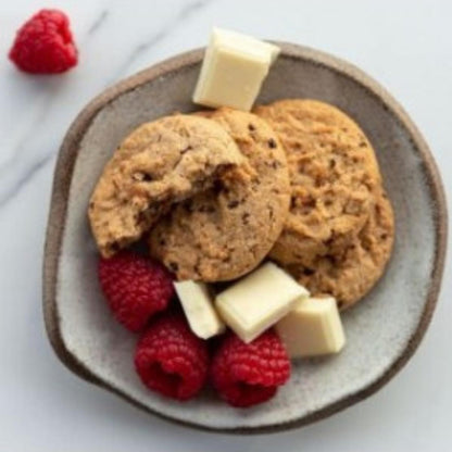 Cookies  con chips de chocolate blanco y frambuesa Walkers 150 g