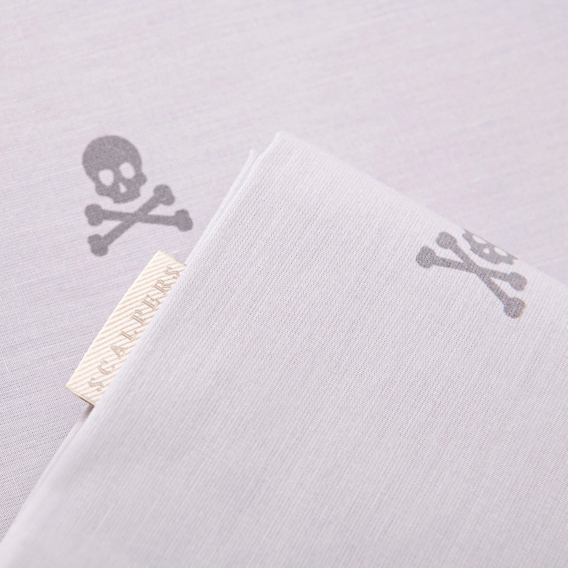 Set Cama (funda Nórdica 260x240cm + 2 Fundas Almohada  50x105cm) 100% Algodón Gris Oscuro & Gris Claro Calaveras Scalpers Home_4