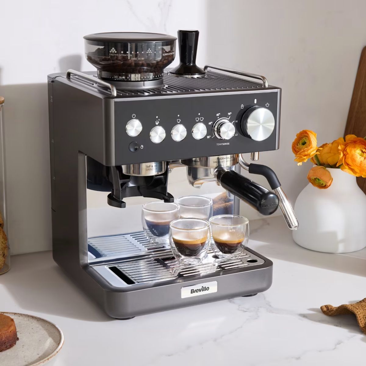 Cafetera Espresso con molinillo Breville Barista Sense VCF187X