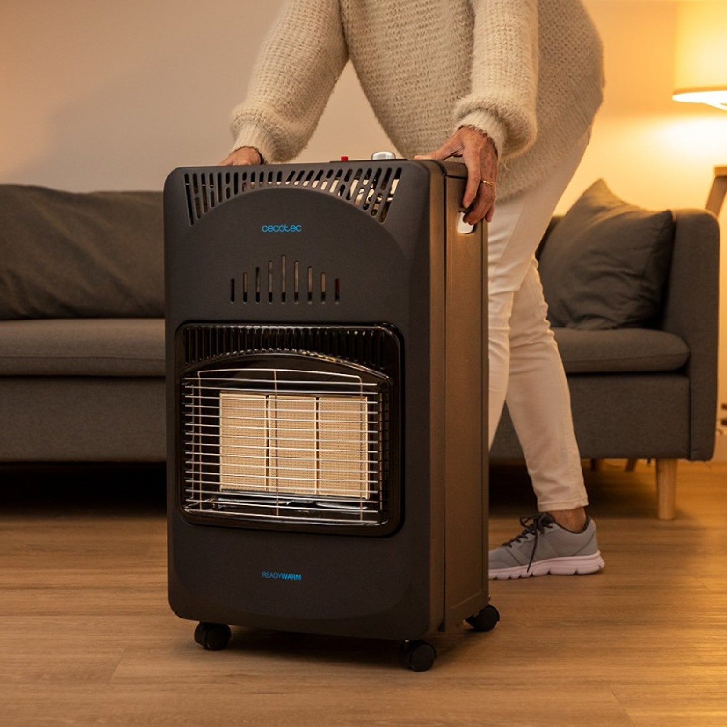 Cecotec Estufa De Gas Butano Plegable Readywarm 4000 Slim Fold +. 4200 W Con 3 Niveles, 4 Ruedas, Bombonas De 15 Kg_4