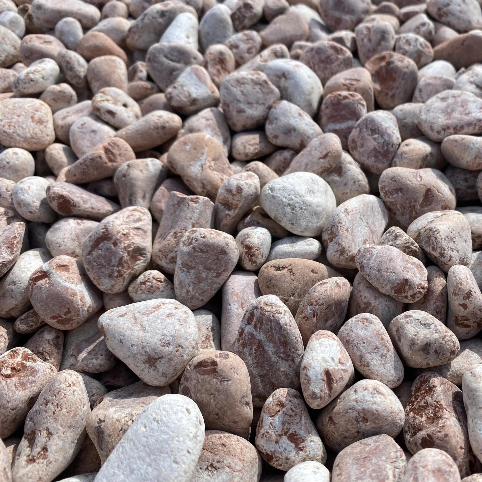Canto Rodado Rojo Gaviones / Big Bag 1.000 Kg. / 60-90 Mm_1