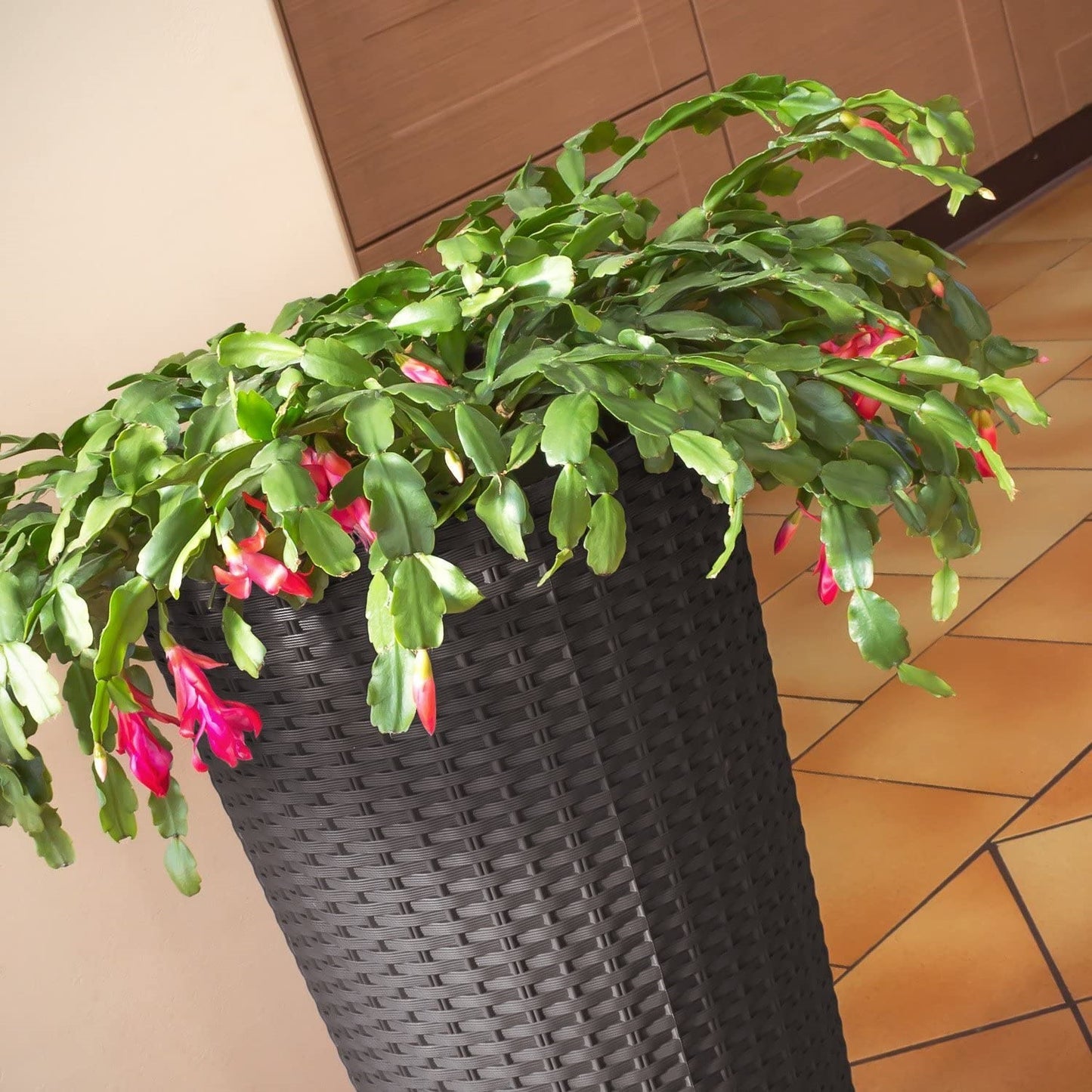 Maceta Rato De 64 Litros Con Inserto 40 X 40 X 76,3 Cm En Color Ocre Oscuro