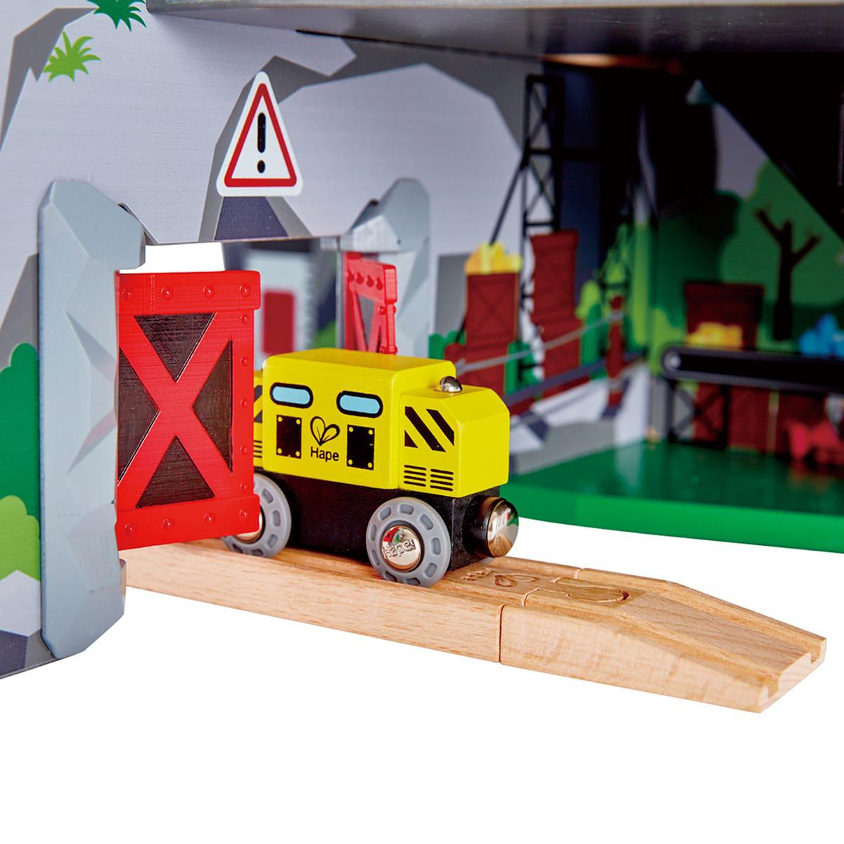 Circuito Tren Mighty Moutain Mine Hape_1