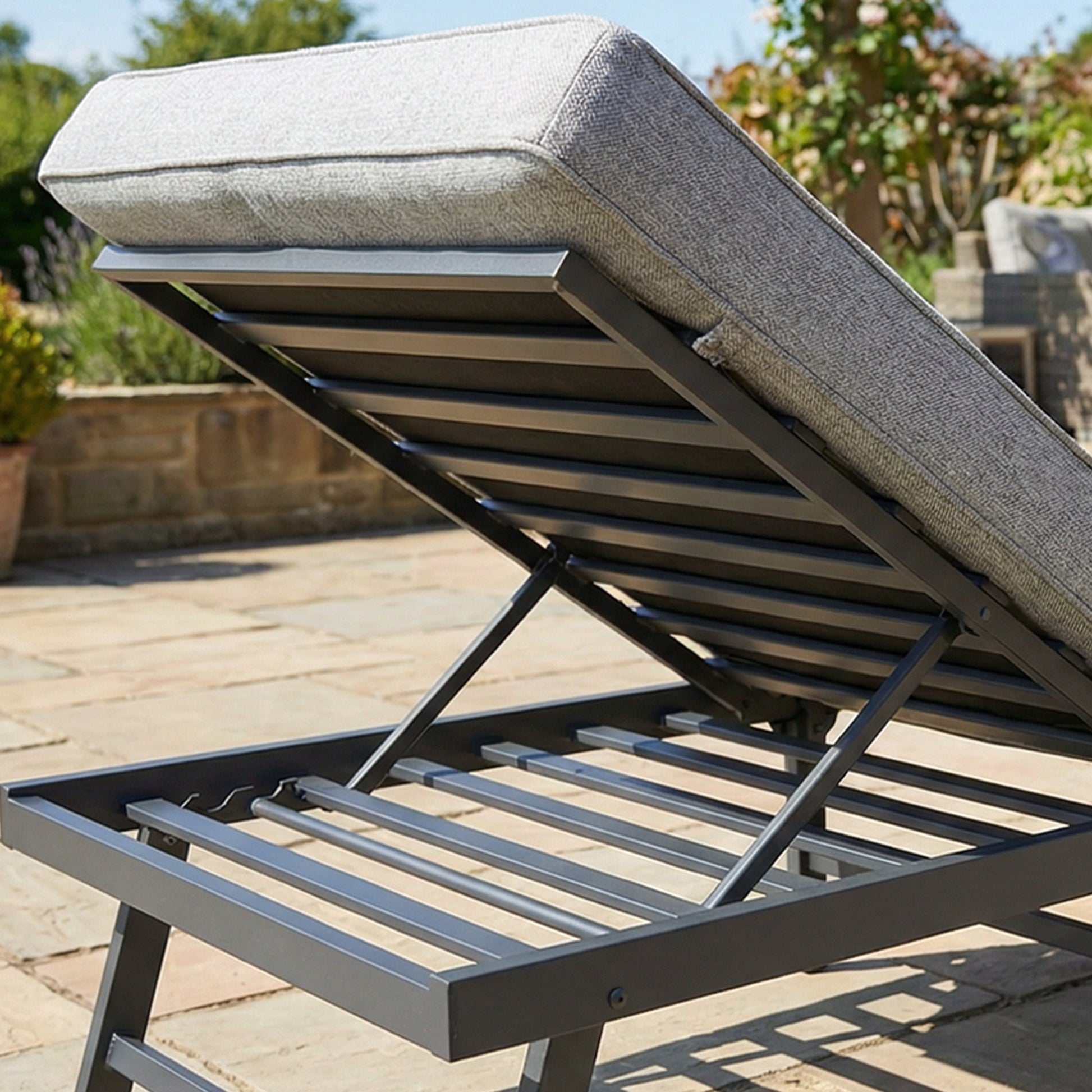 Outsunny Juego De 2 Cojines Para Tumbonas 180x55x8 Cm Con 4 Cintas Upf30+_4