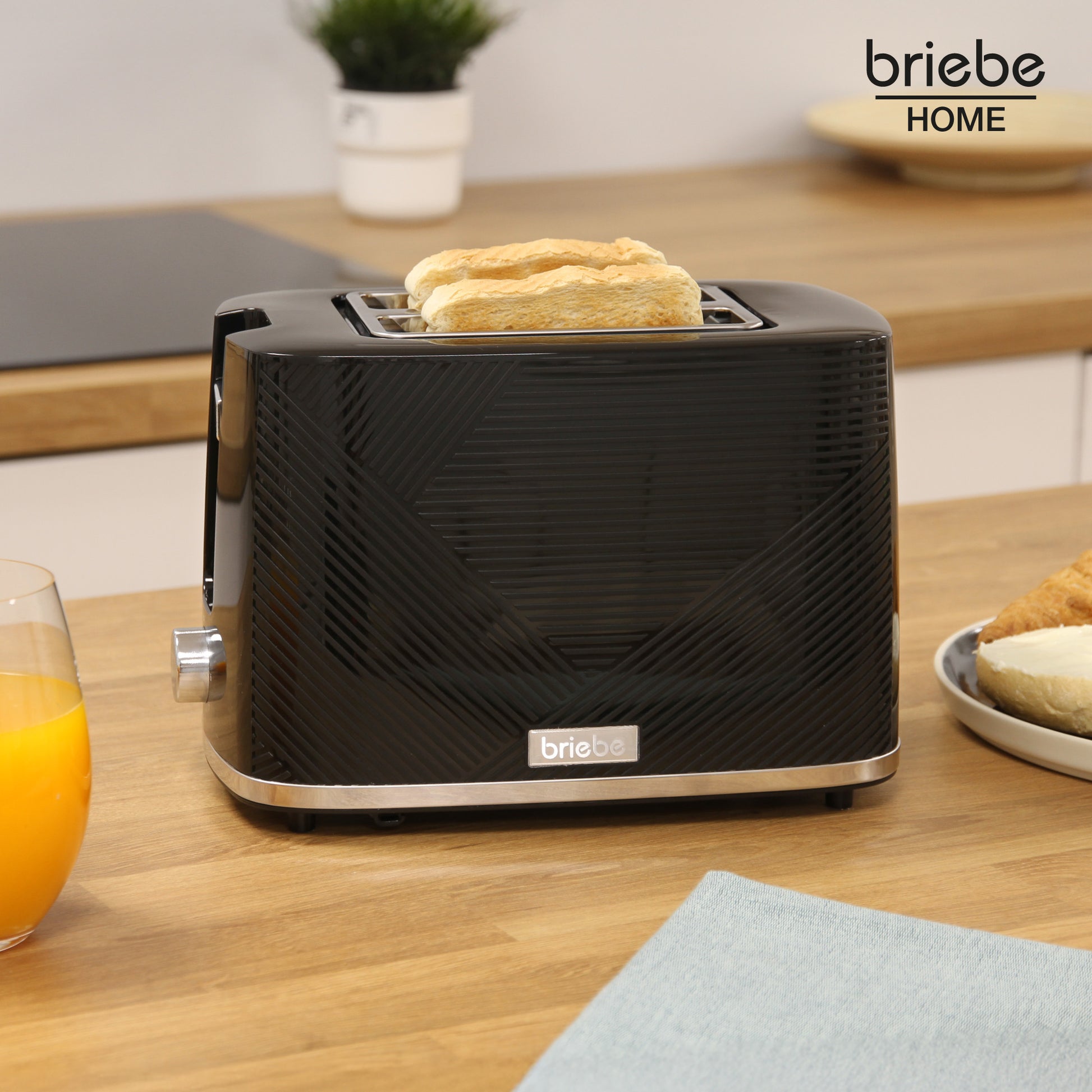 Briebe Elegance Set Tostador Pan 2 Rebanadas, Hervidor Agua Eléctrico Cafetera 1,25l Espumador Leche, Skt1185blk, Negro_1