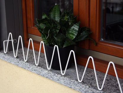 Soporte Anticaida Jardineras Serpentello Blanco.