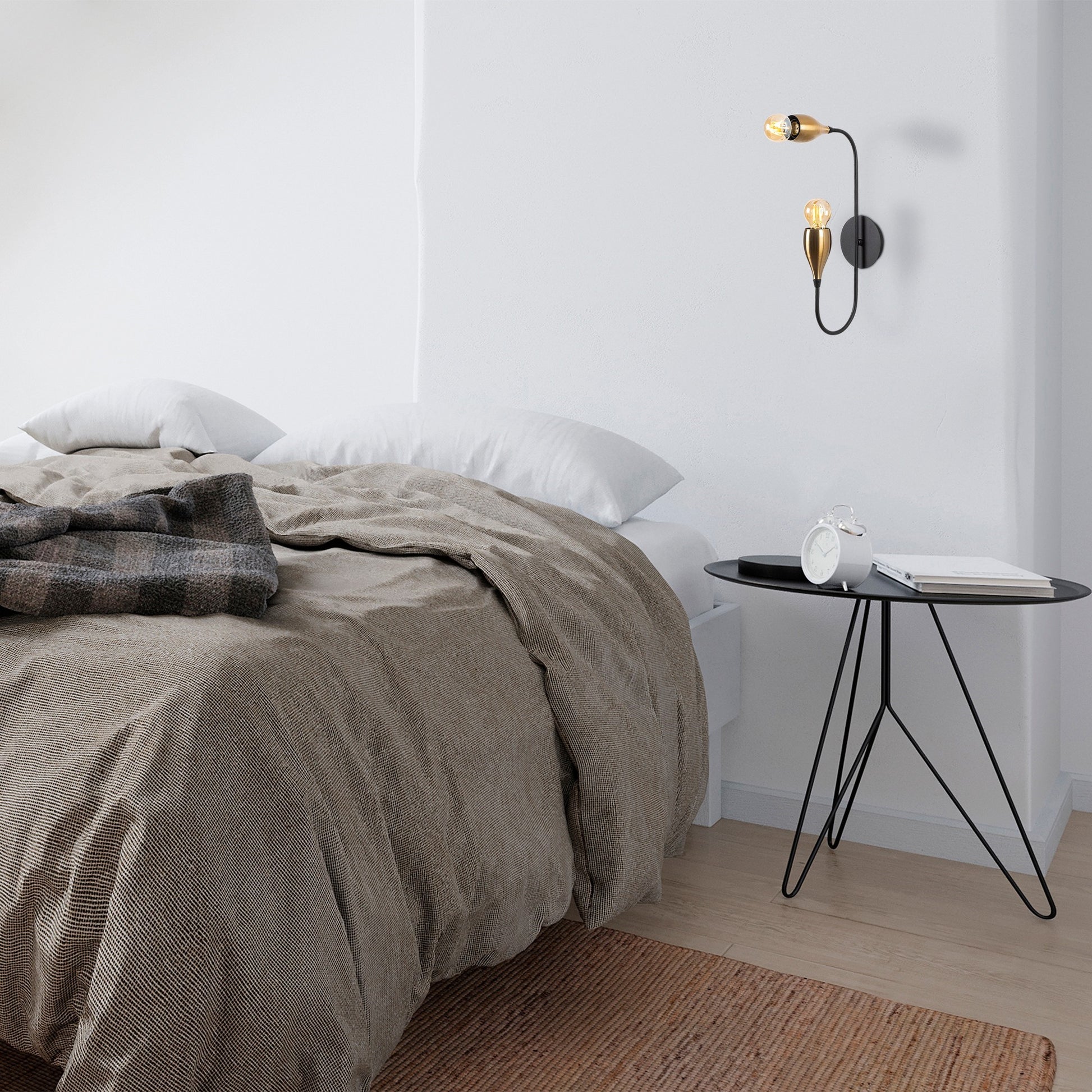 Aplique De Pared, Metal , Negro

vintage, 25x25x50, Casquillo 2 X E 27 Max 40 W