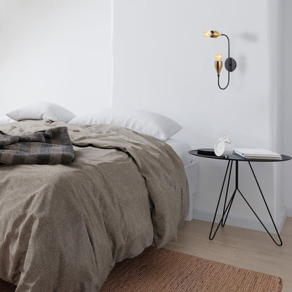 Aplique De Pared, Metal , Negro

vintage, 25x25x50, Casquillo 2 X E 27 Max 40 W