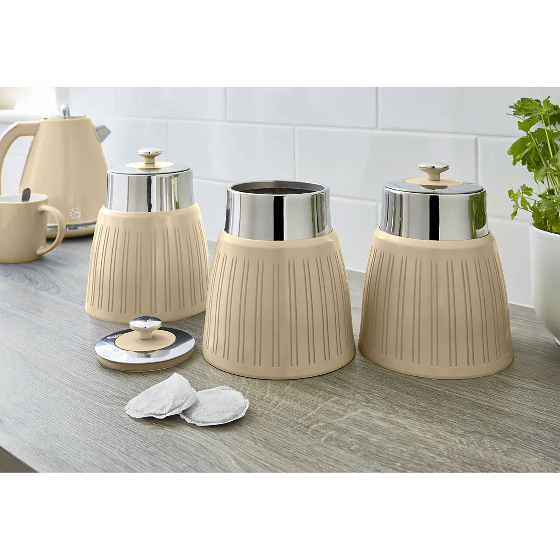 Set 3 Botes Cocina Almacenaje 1,2 L, Plástico Y Acero Inox, Especias, Té ,café, Retro, Vintage Swan Swka1024cn, Crema