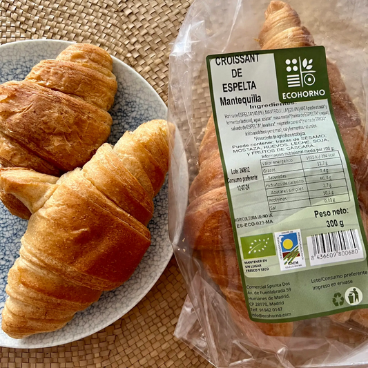 Croissants ecológicos de espelta con mantequilla_0