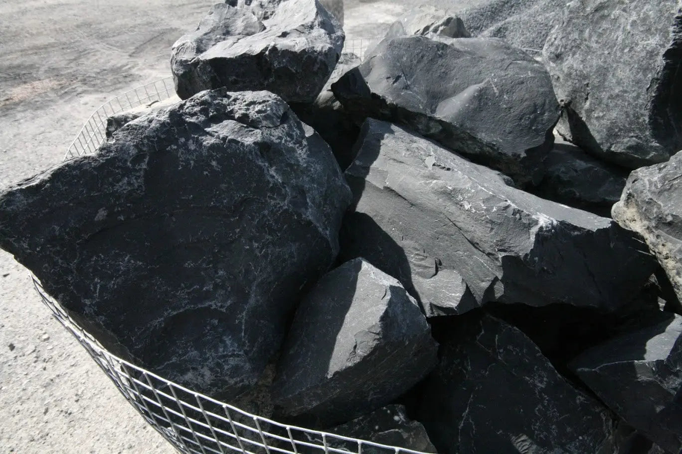 Roca Negra Igea / Big Bag 1.000 Kg. / 150-300 Mm._1