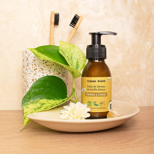 Pasta De Dientes Con Carbón Vegetal Y Limón_0