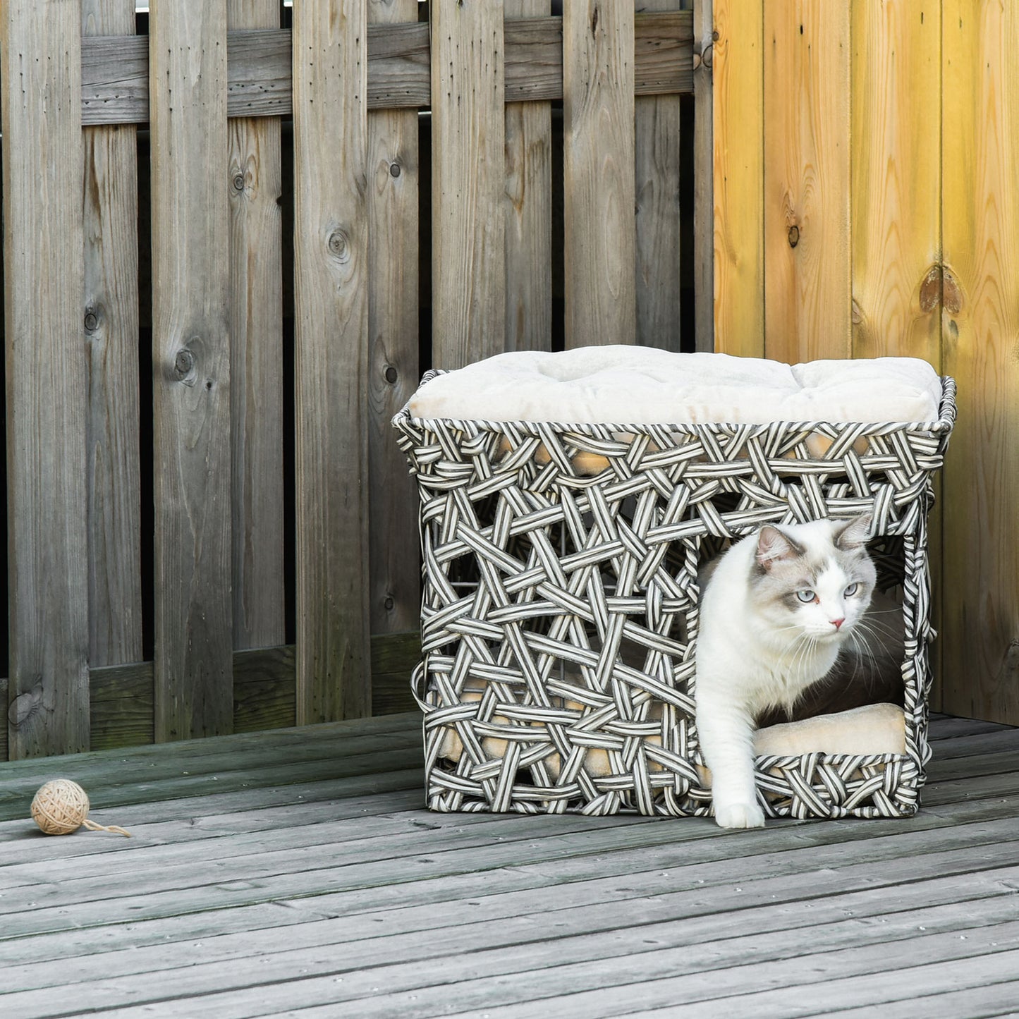 Pawhut Cesta De Ratán Para Gatos 2 Pisos Con 2 Cojines Estructura De Metal_1
