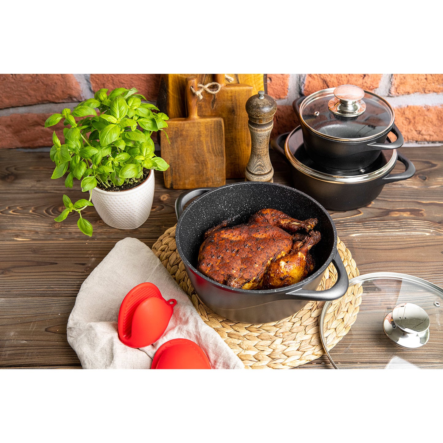 Batería De Cocina Inducción 6 Piezas Aluminio Fundido 3 Ollas Con Tapa De Cristal Antiadherente Briebe Mgk-18, Negro