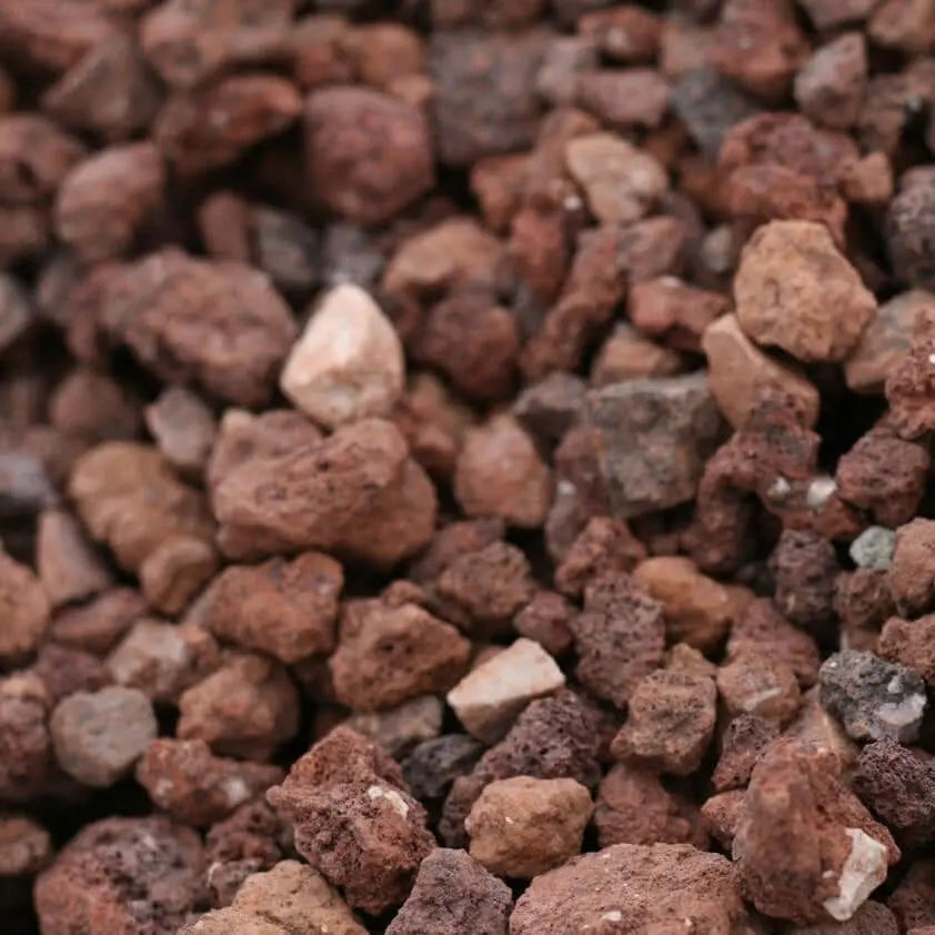 Grava Volcánica Roja / Saco 20 L. / 25-50 Mm_2