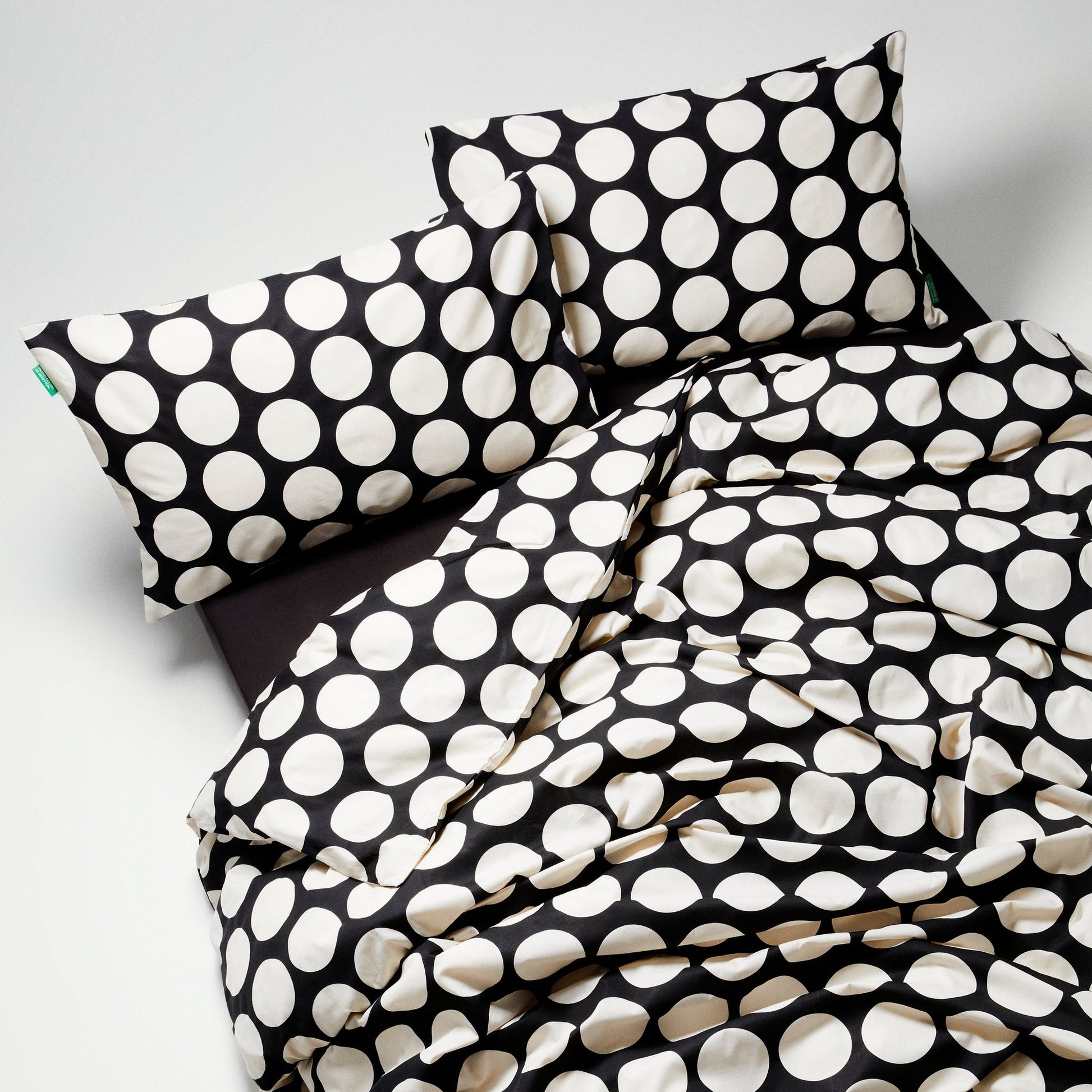 Set 4pzs Funda Nordica King: Funda Nordica (250x230cm C/ 30cm Dobladillo) + Sabana Bajera (200x200 C/ 30cm Solapa) + 2 Almohada (50x80cm) 100% Algodo