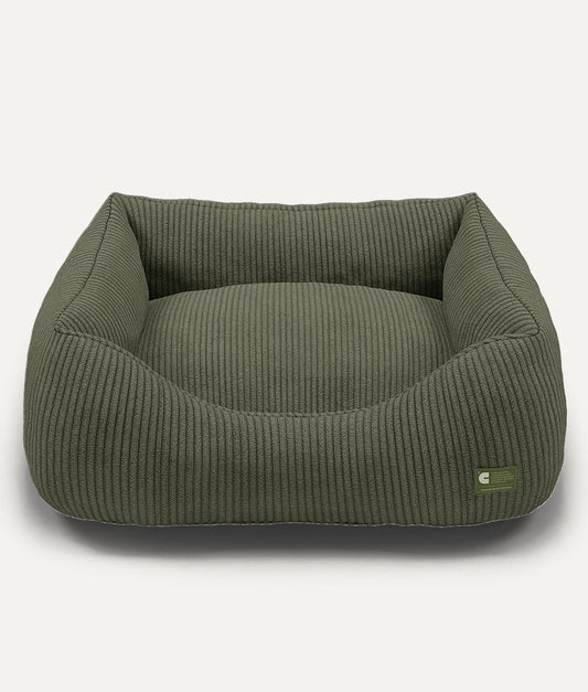 Cafide Cama De Material Reciclado Para Perro Con Tejido De Pana Verde. Modelo Snozy.