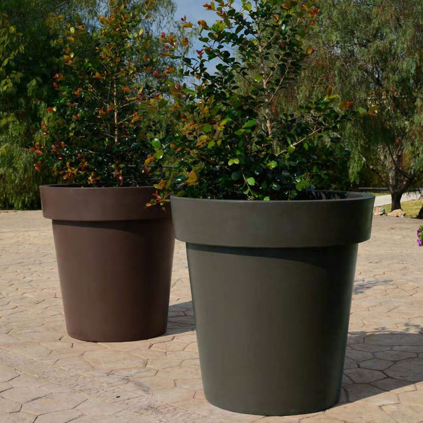 Macetero De Polietileno Por Rotomoldeo Color Topo 40x35 Cm_3