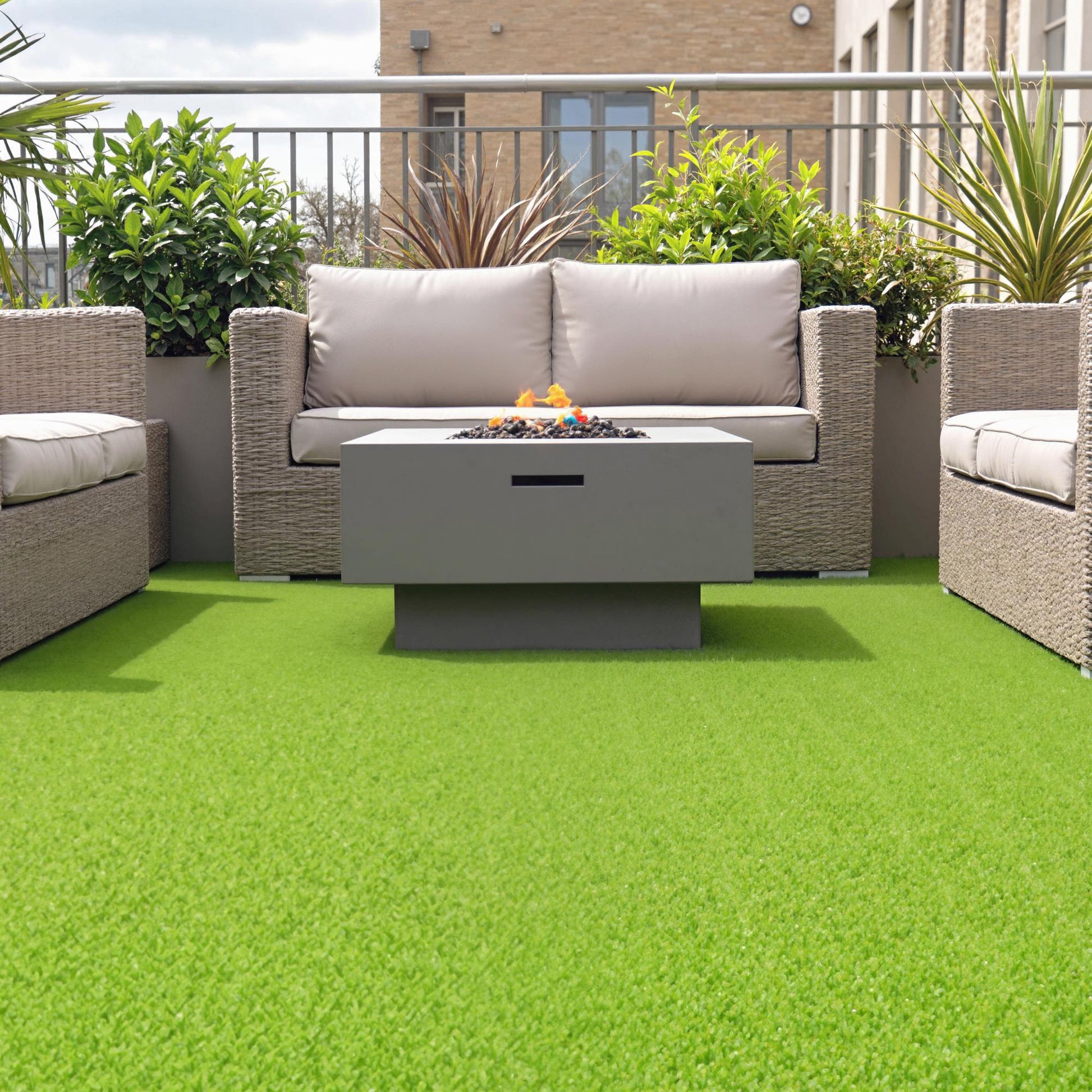 Outsunny Césped Artificial 1m X 4m Altura De Hierba 10 Mm Auto-drenaje Verde_3