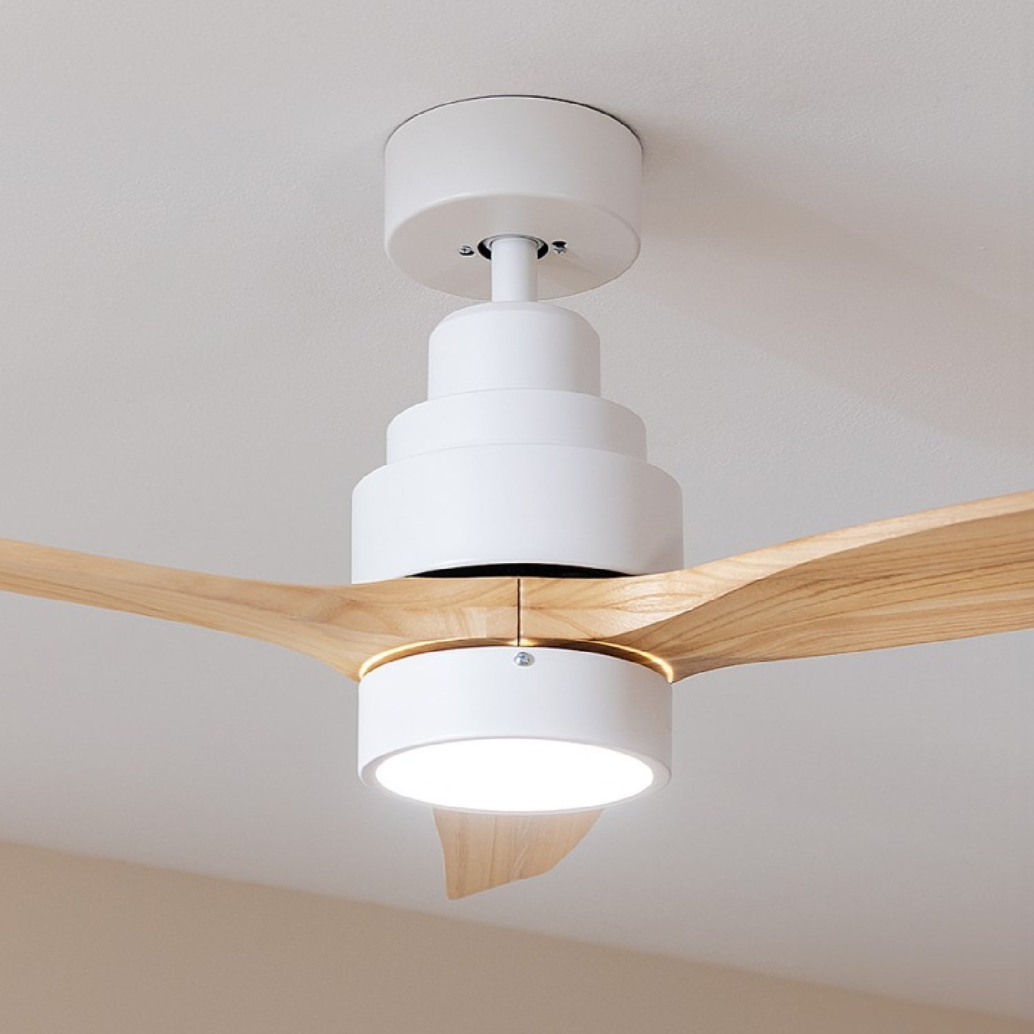 Cecotec Ventilador De Techo Con Luz Energysilence Aero 5275 Lightwood_2