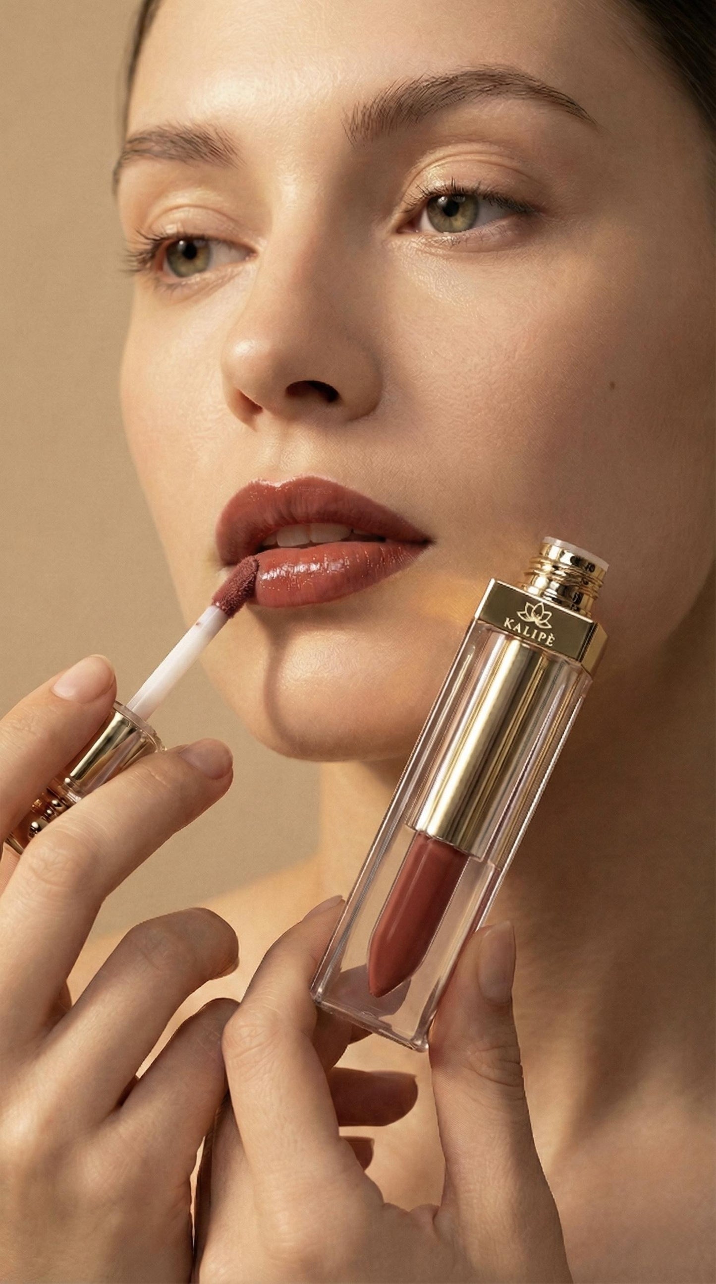 Lipgloss +volume Con Hilurlip® (NUDE)_2