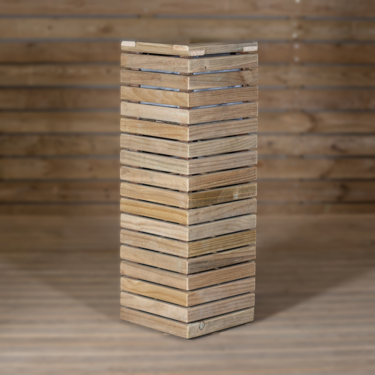 Jardinera Luxe Torre De Madera Tratada Vidahuerto 30x30x90 Cm._2