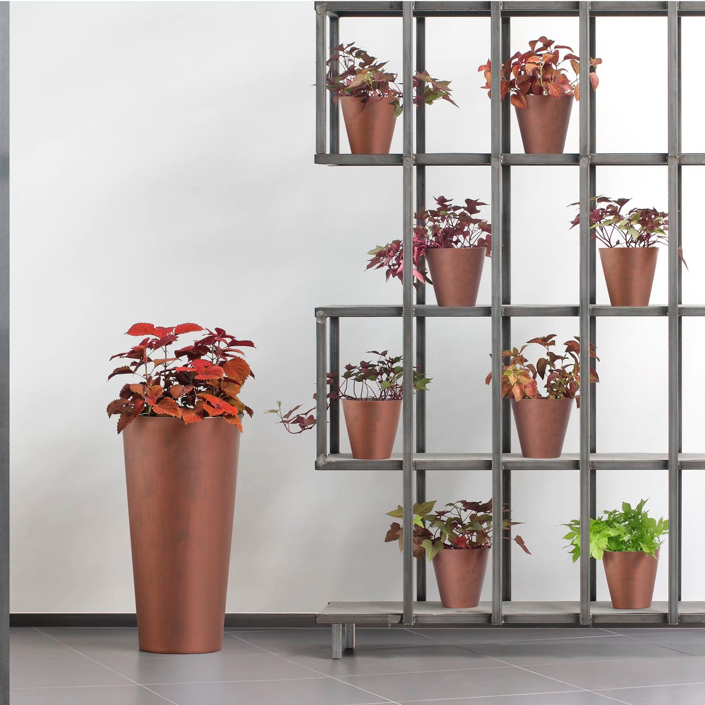 Maceta Tubus Slim Corten 8l., Con Depósito, Dimensiones (mm) 200x200x381, Color Cobre_4