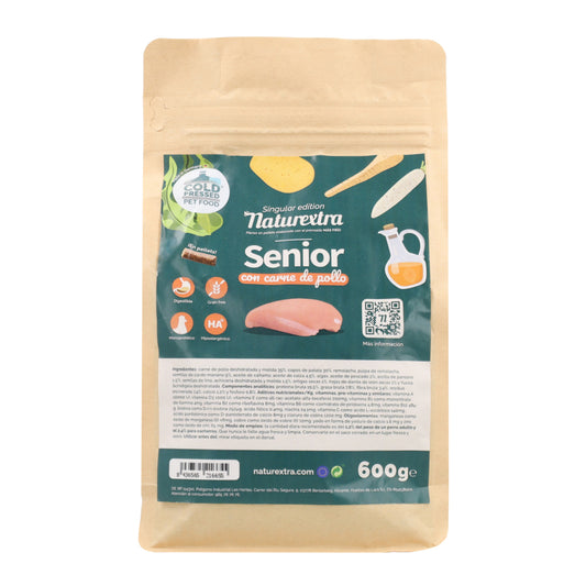 Pienso prensado en frío en pellets Light & Senior para perros con pollo 600 g NaturExtra