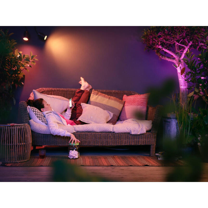 Foco - Philips Hue Lily, 3 Focos, Inteligentes, Exterior, Led, Luz Blanca Y Color, Domótica_3