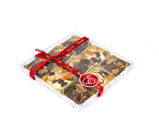 Mendiants – Corcheas Con Frutos Secos Y Chocolate_0