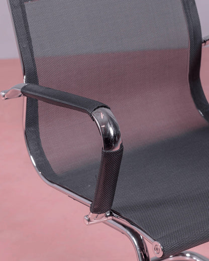 Silla Para Sala De Reuniones Con Respaldo Bajo En Malla De Fibra Transpirable - Alu_2