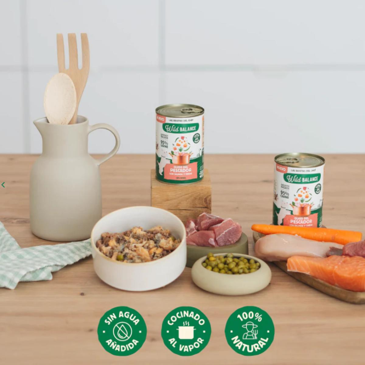 Lata completa Guiso del Pescador con Salmón y Cerdo para Perros Wild Balance 400 g