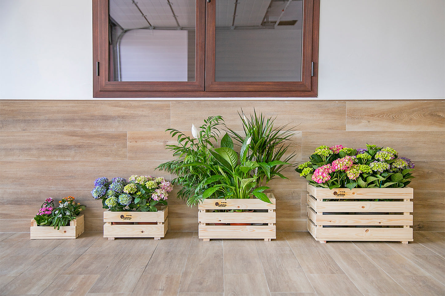 Caja De Fruta Decorativa De Madera Natural De 59 X 36,5 X 34 Cm