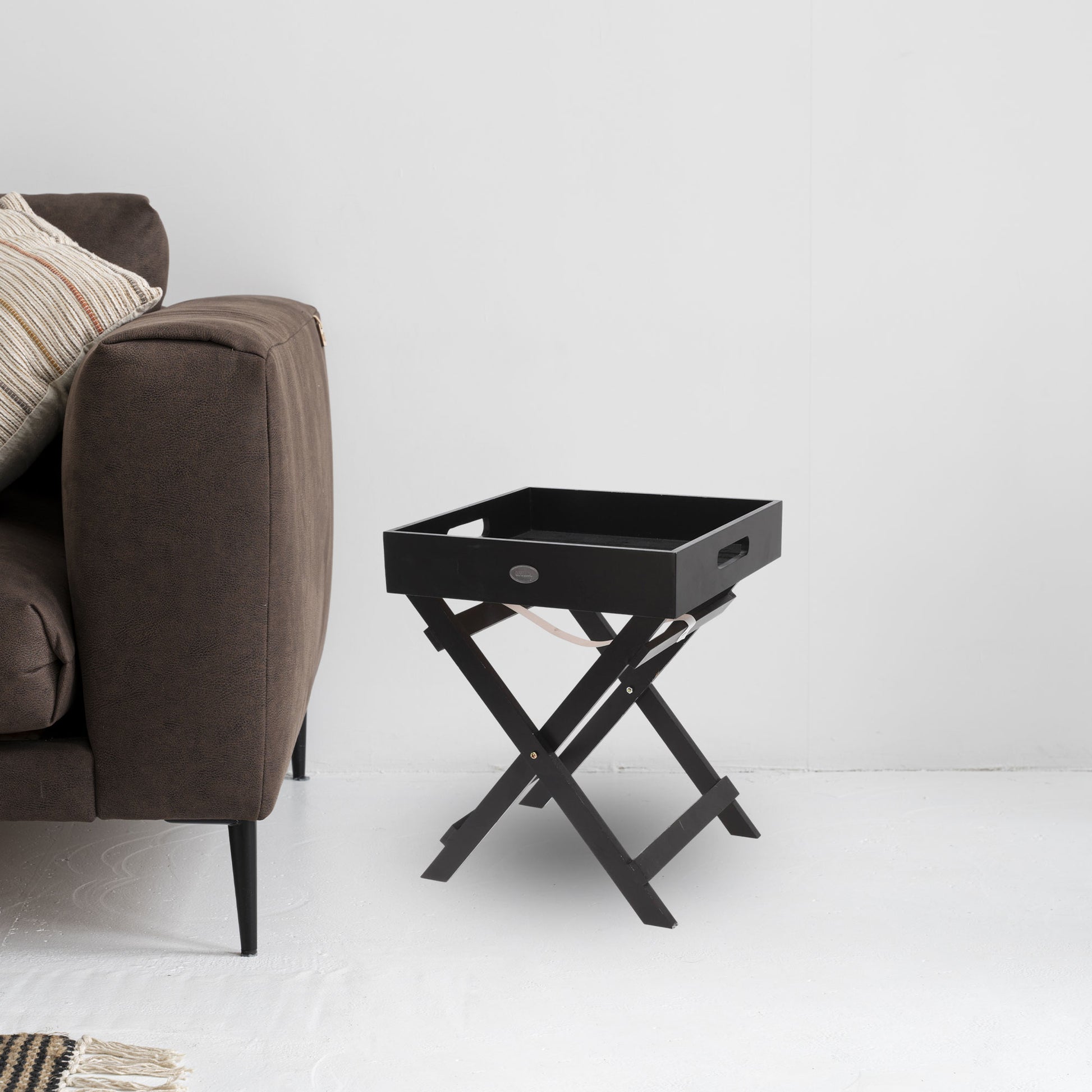 Well Home Bandeja Para Servir En Madera Con Patas Plegables Color Negro 30x30x36cm