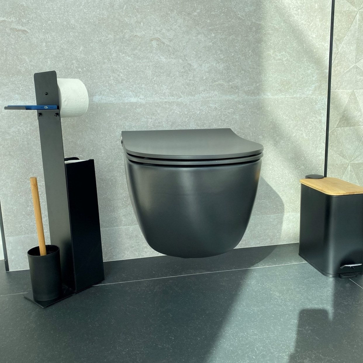 Erik Papelera Negro_5