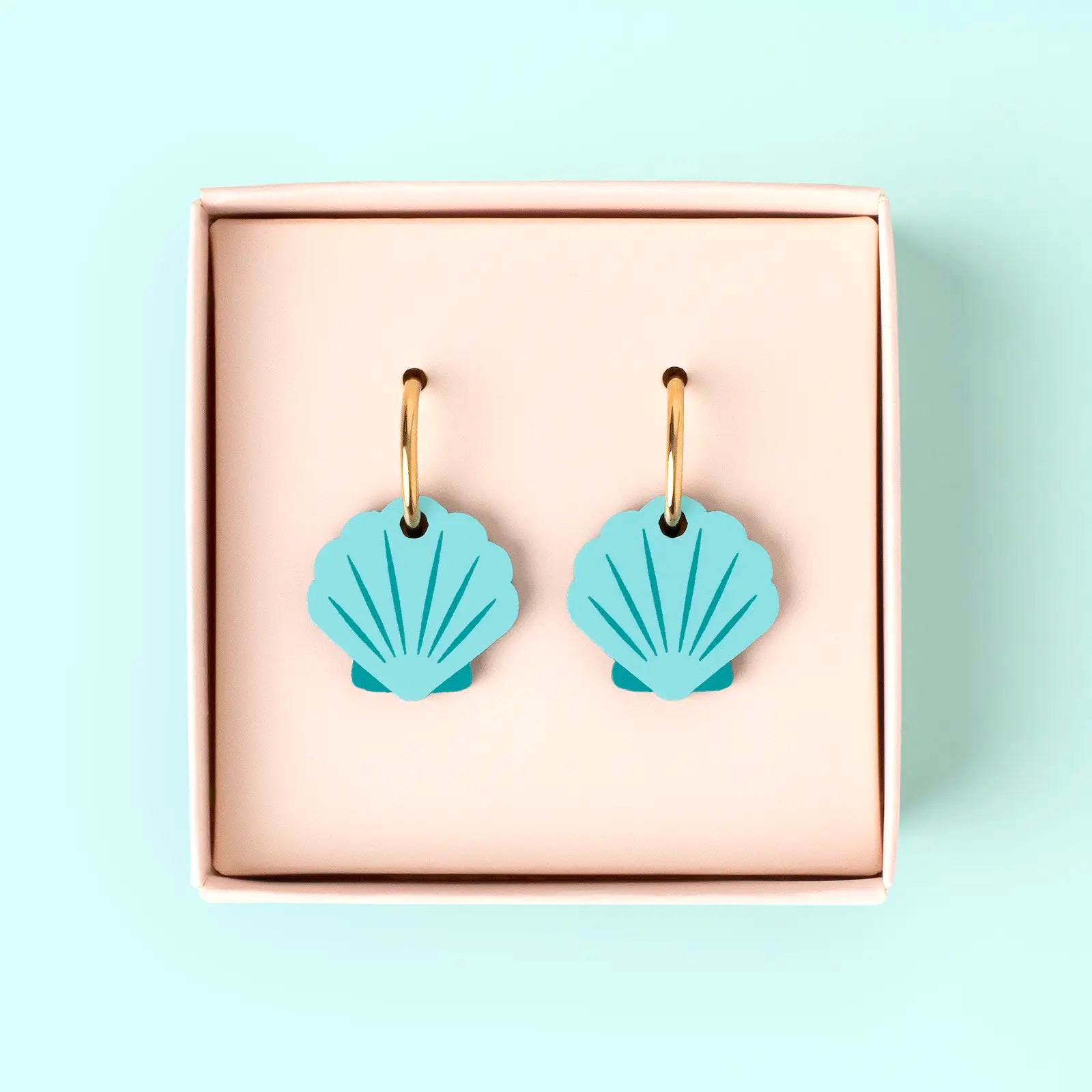 Pendientes Concha de Mar Nature Vibes - Acero Quirúrgico y Baño de Oro 18k - Resetea_1