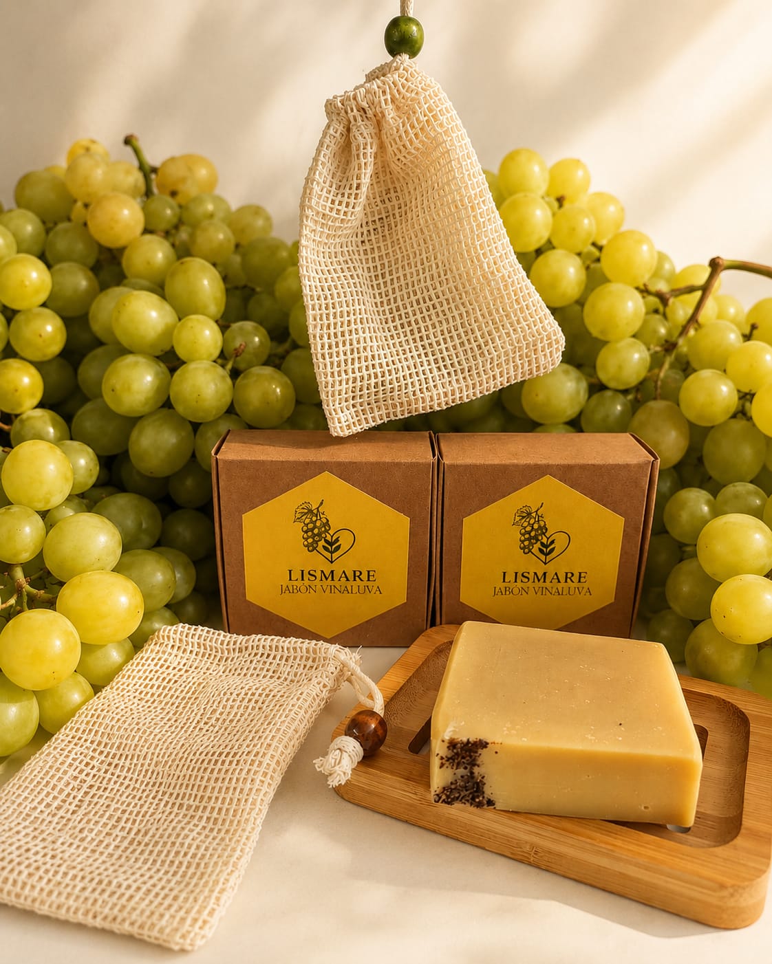 Jabón sólido Vinaluva "uva" para rostro y cuerpo, elaborado con uva blanca y aceites vegetales - 100g - Lismare_1