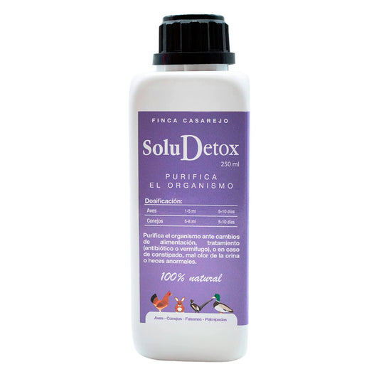 SoluDetox – Complemento nutricional para aves de corral y conejos – Apoyo hepático y nutricional – Formato 250 ml_0