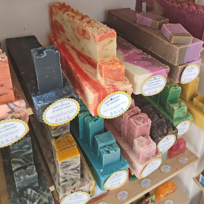 2 Barra Jabón Artesano Lavanda (1.2kg) Venta Al Por Mayor - Reduce El Acné - Alivia La Piel Seca E Irritada - Relajante_4