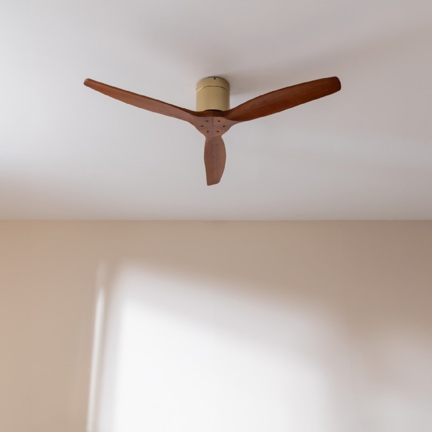 Cecotec Ventilador De Techo Sin Luz Energysilence Aero 5500 Aqua Golddarkwood Connected Cecotec_4