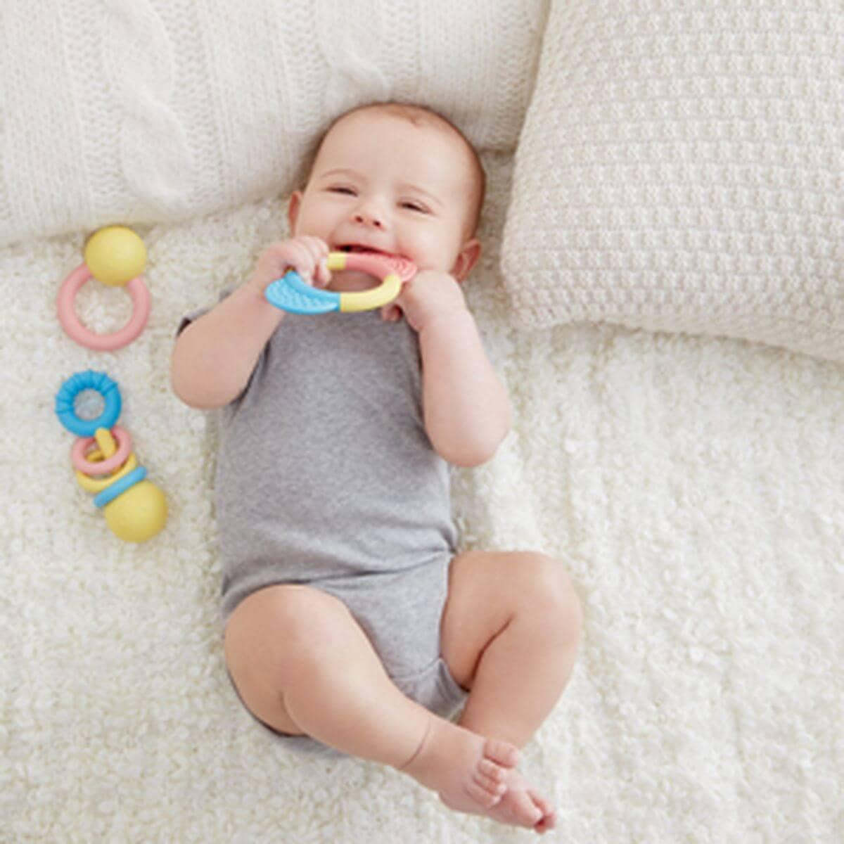 Set Anillo Dentición-sonajero 3pzas Infant Toys Hape_3