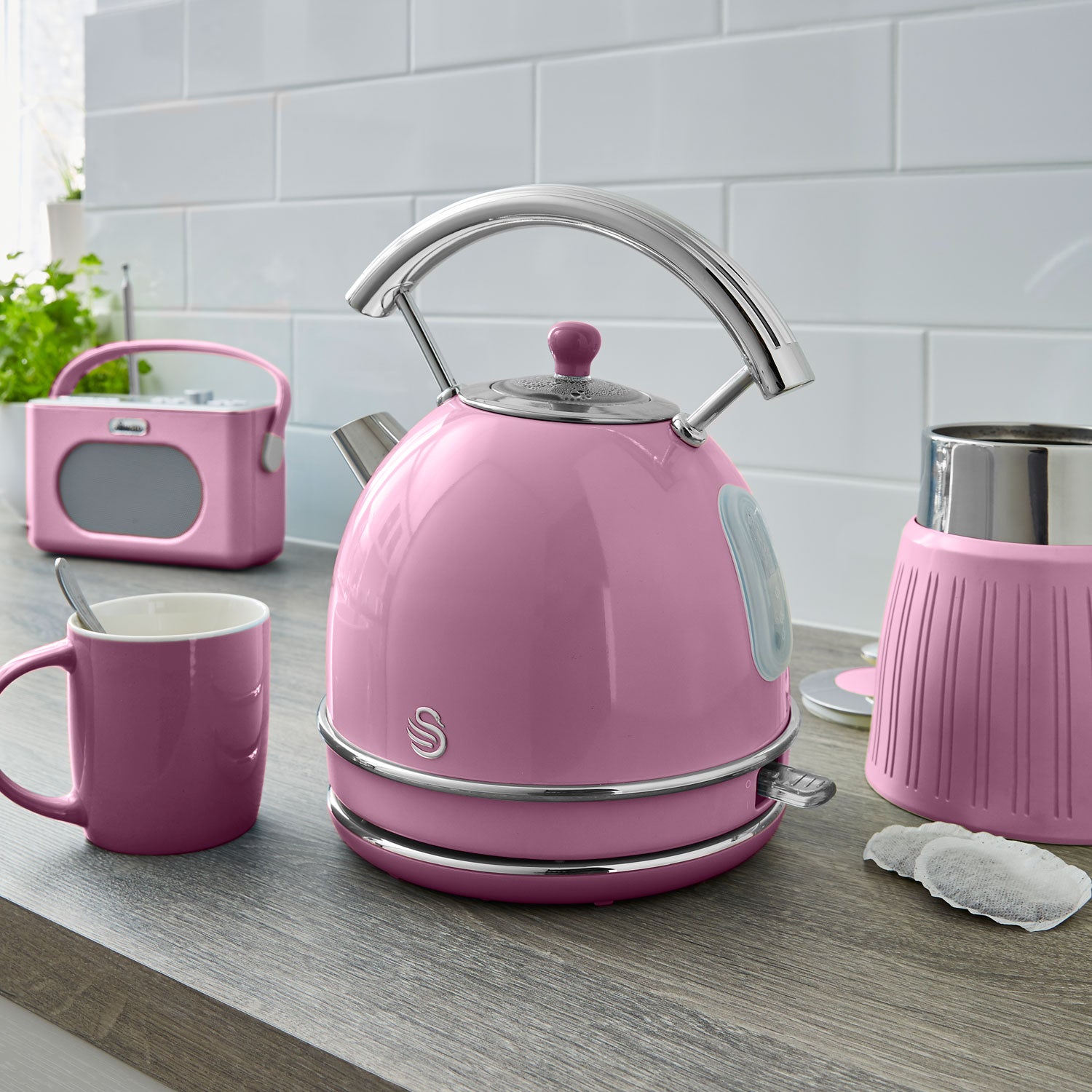 Swan Retro Hervidor Agua Eléctrico, 1,8 L, Resistencia Oculta Acero Inoxidable, Sin Bpa, Inalámbrico, Sk14630pneu, Rosa_2